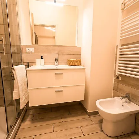 Sole - Vicino Ospedale-10 Min Centro- Stadio Apartament Bolonia