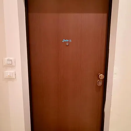 Apartament Sole - Vicino Ospedale-10 Min Centro- Stadio Bolonia